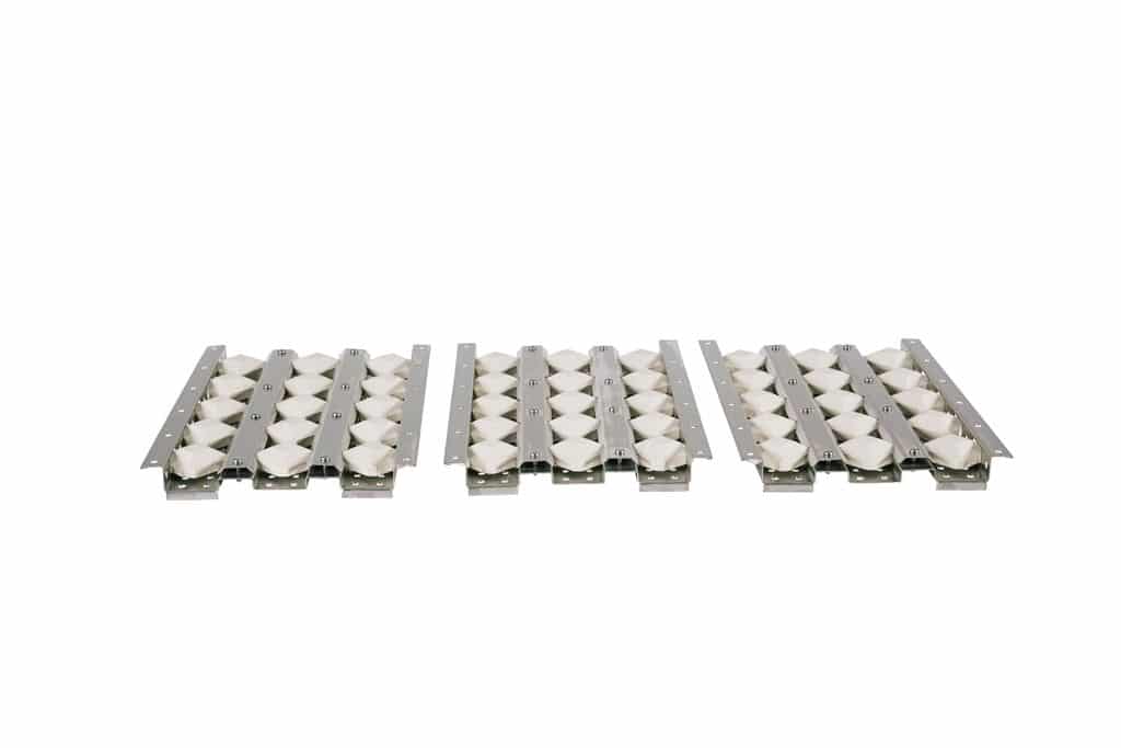 Coyote Set of 3 Ceramic Briquette – C1C34 & C2C34 - CBRIQ34 - Barbecue Parts Depot